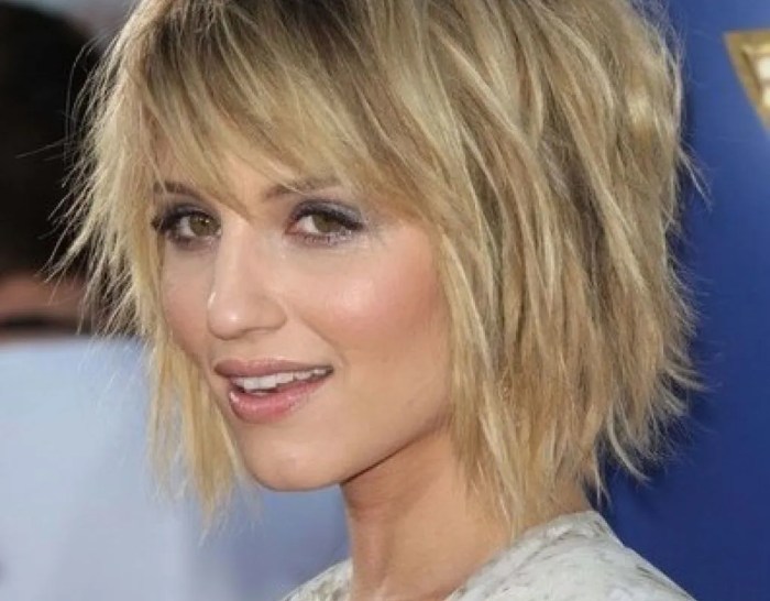 Hair hairstyles medium length fine layers women shoulder thin bangs haircuts layered blonde haircut haar side hairstylo choose board hairstyle